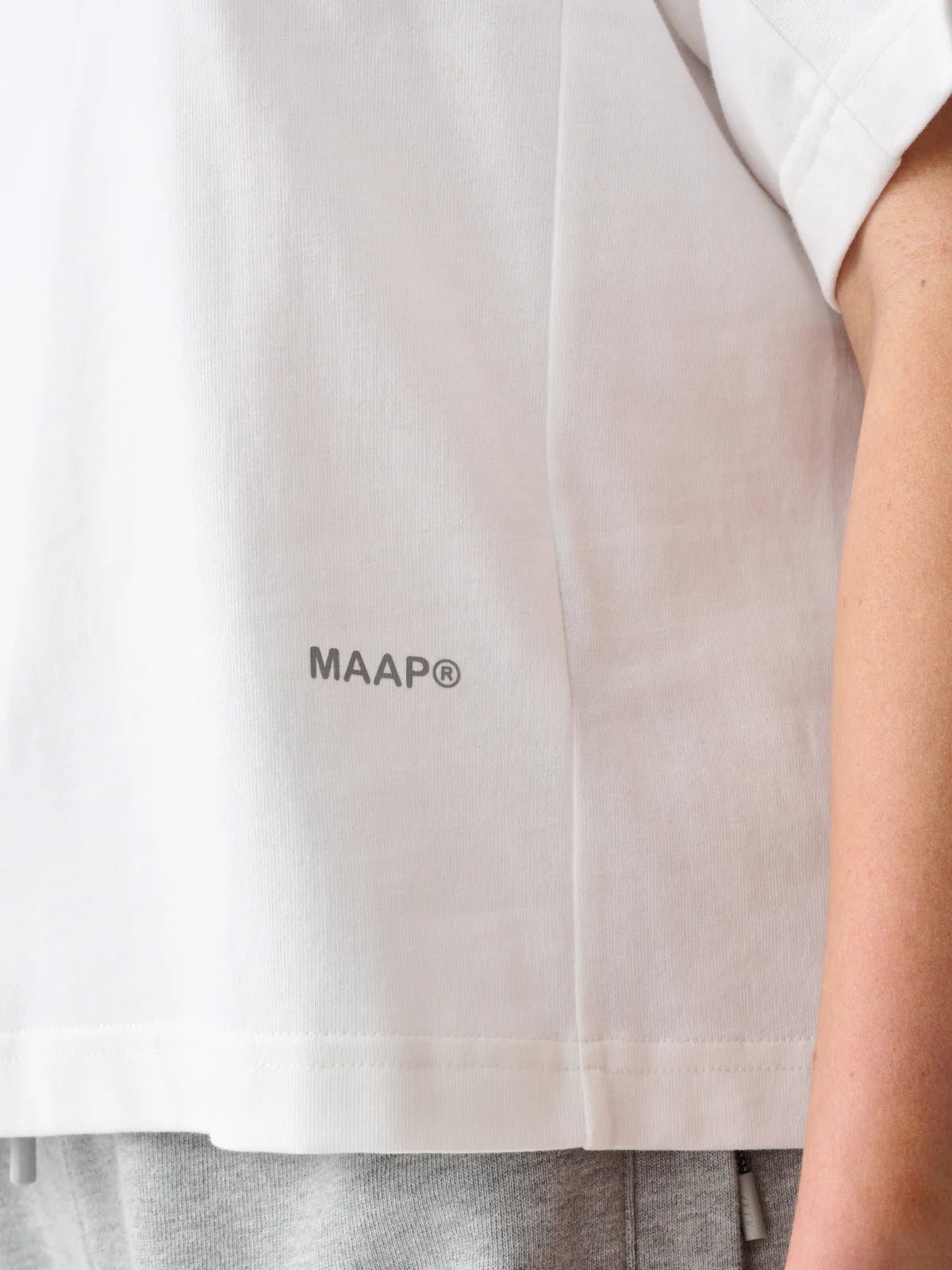 Essentials T-Shirt für Damen