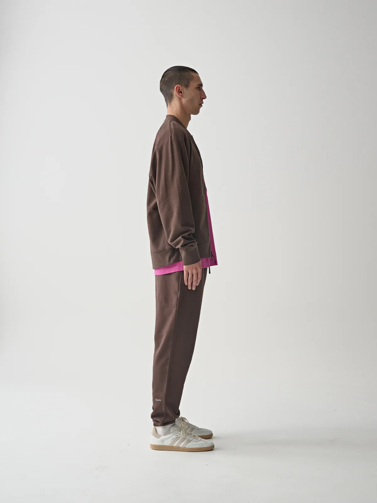 Essentials Zip Crew