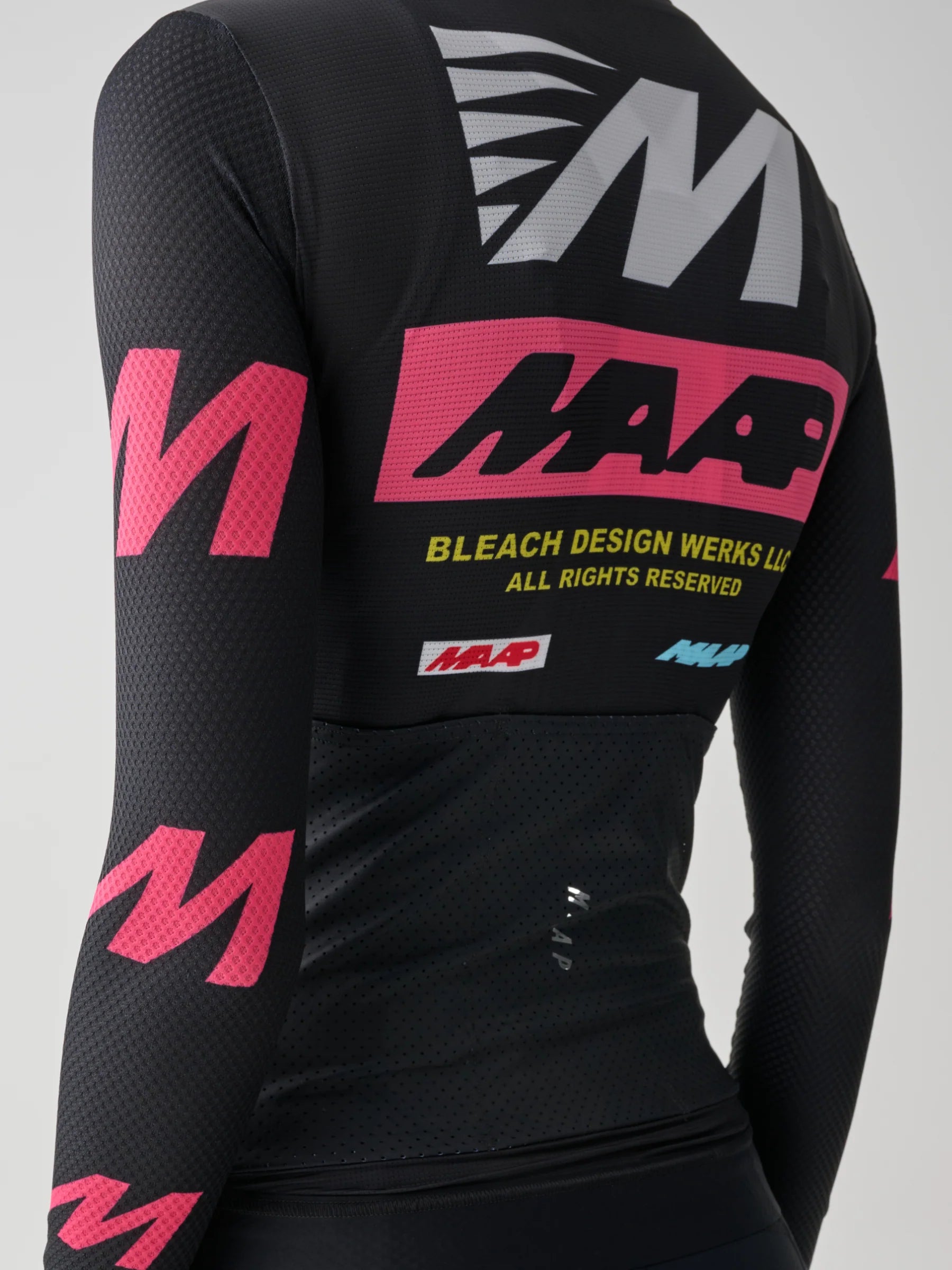 Bleach Womens Pro Air LS Jersey