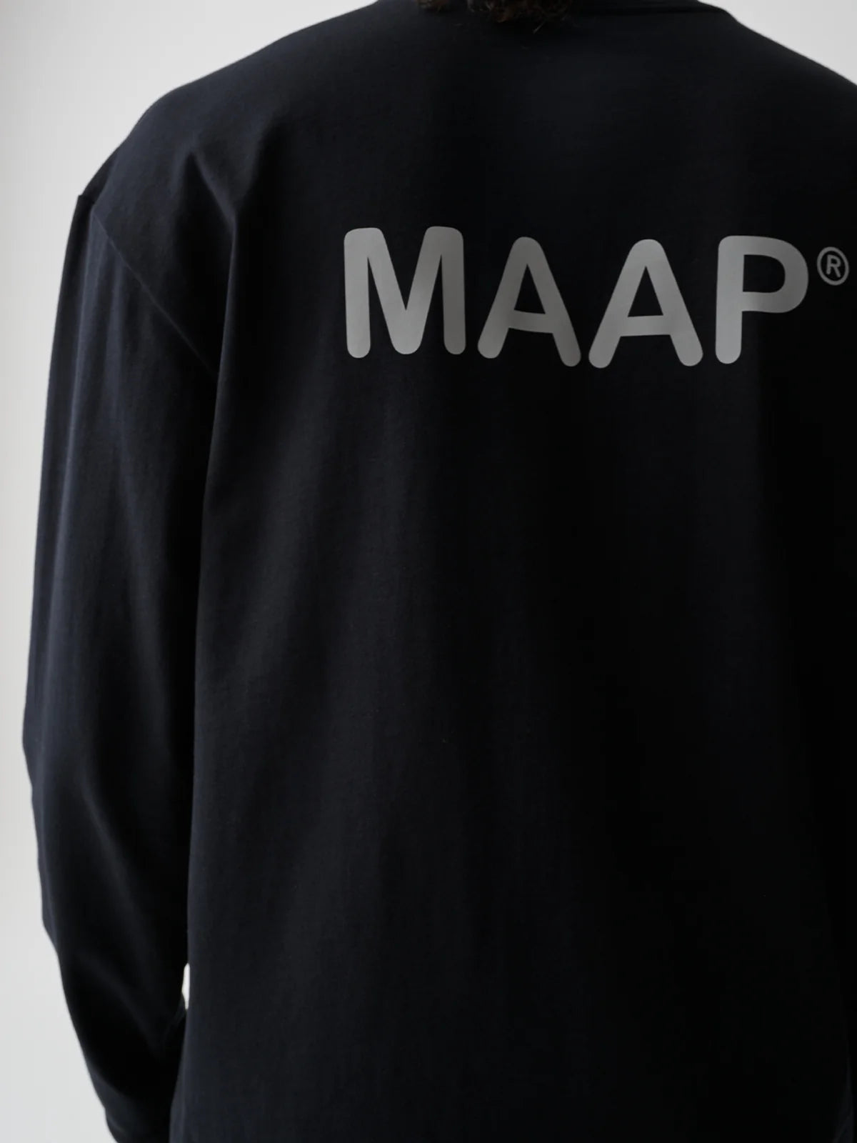 Essentials Langarm-T-Shirt