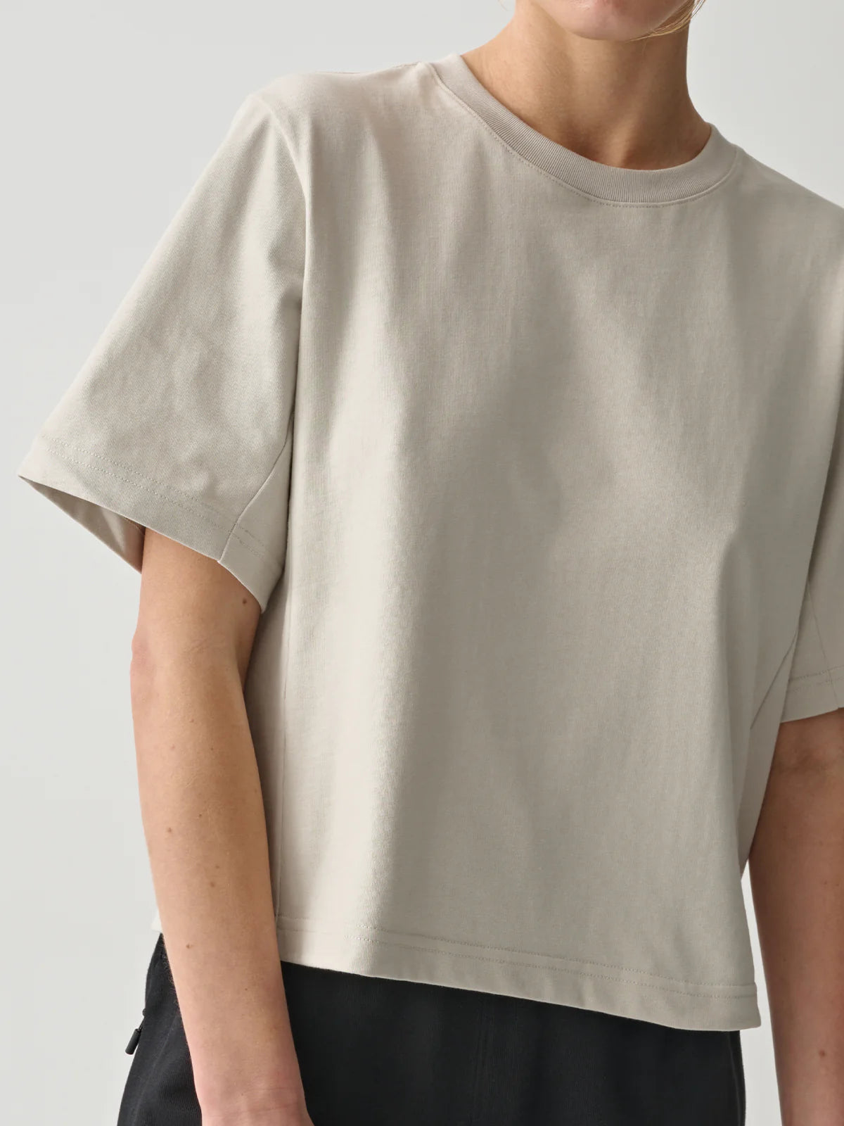 Essentials T-Shirt für Damen