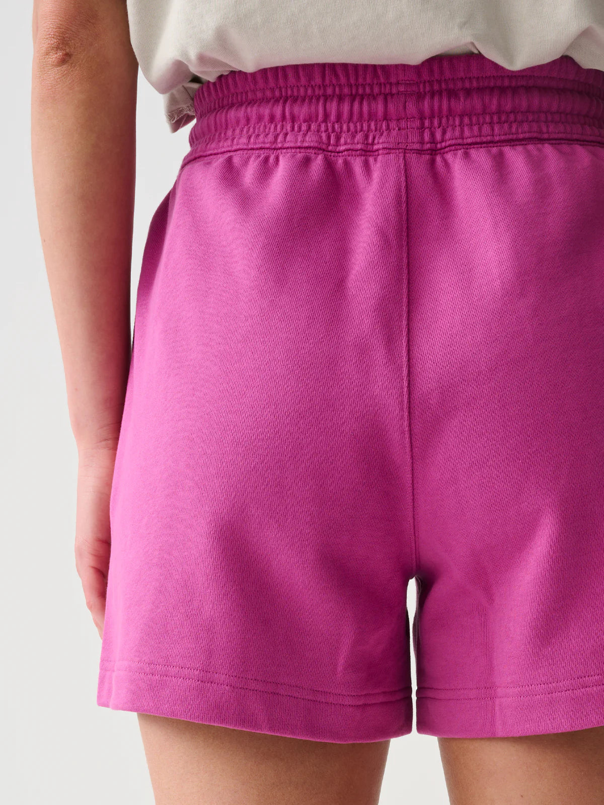Essentials Sweatshorts für Damen