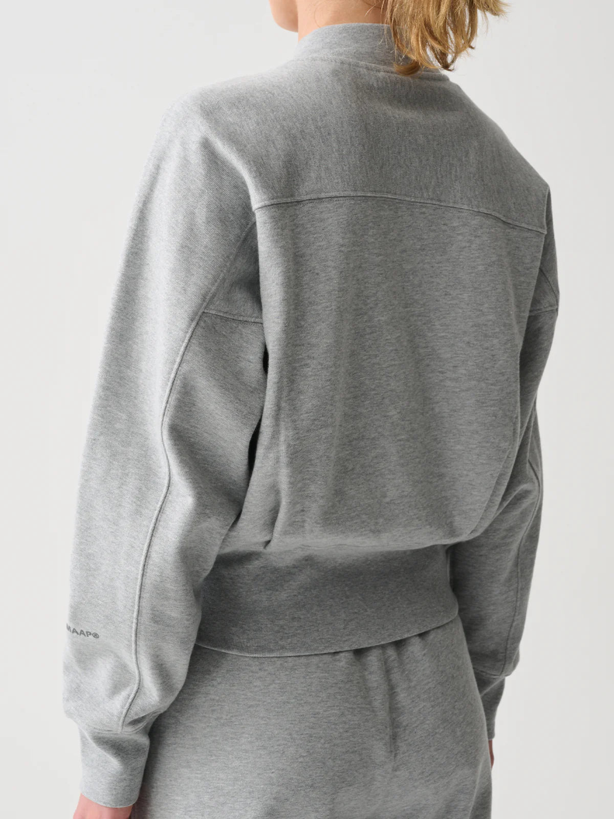 Essentials Zip Crew für Damen